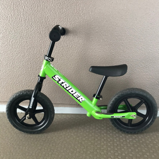 ストライダー　スポーツモデル