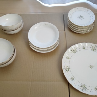 中古　皿大・小　スープ皿？
