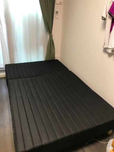 （商談中）◎分割式　足つきセミダブルベッド