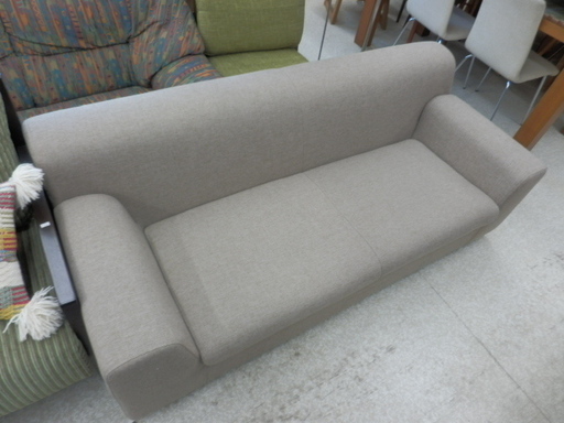 状態良し! ３人掛けソファ 幅180cm×奥行き80cm×座面高さ40cm 木製足付 ニトリ 大型ソファ 布ソファ ファブリック グレー イス ペイペイ対応 札幌市西区西野