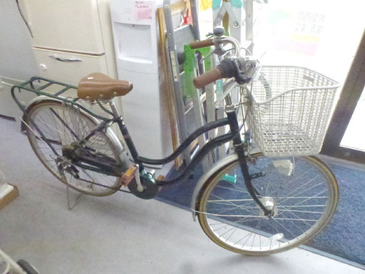 自転車 26インチ ６段切り替え 鍵付き 荷台 緑 athletic works ママチャリ