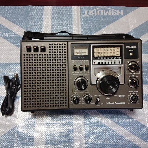 《売却済》【BCLラジオ】 National (Panasonic) COUGAR RF-2200 名機! FM/中波/短波 ラジオ VINTAGE 昭和 家電 レトロ