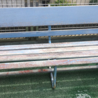 ベンチ