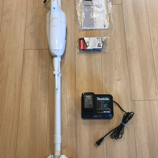 ★マキタ　紙パック式充電式クリーナー　CL107FD　充電器　バッテリー2個付き makita コードレス掃除機 CL107FD 充電式クリーナー 充電器 紙パック付き