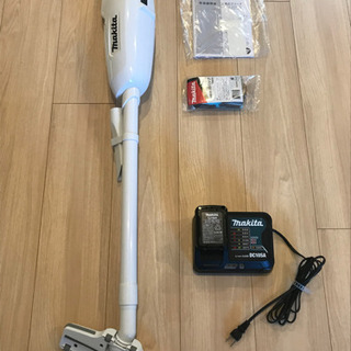 Makita　CL107FDSHW 掃除機　大容量バッテリー・充電器・紙パック付 マキタ（makita） 掃除機 CL107FDSHW 充電式クリーナー 紙パック式