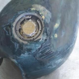 ゼファー750 タンク ジャンクの画像