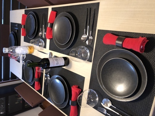 *新価格* 4人か6人用の新しいキッチンテーブルのように。