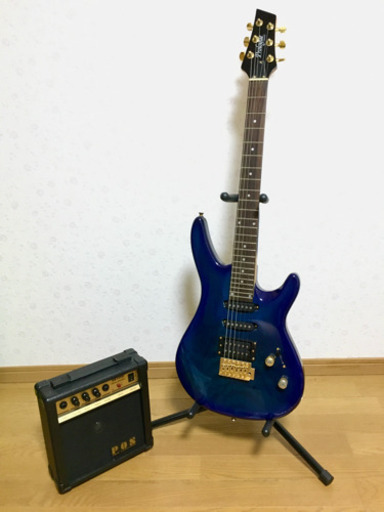 エレキギター、アンプ