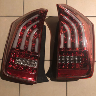 Valenti 30 プリウス　前期　テール