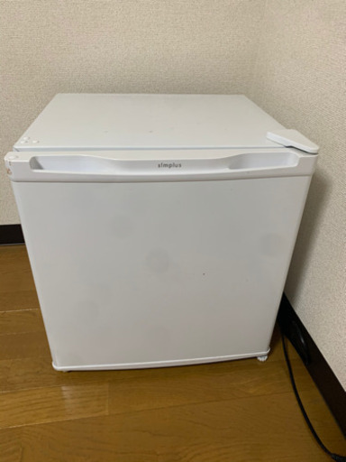 小型冷蔵庫！値段応相談！！
