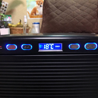 美品 ポータブル冷凍庫の画像