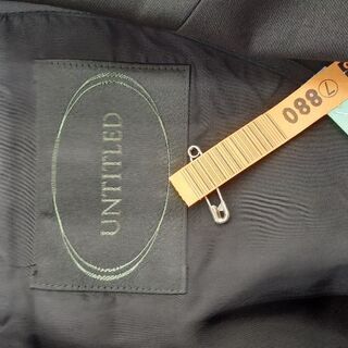 【ワールド/アンタイトル】 女性用Mサイズ スカートスーツ 上下セット(黒)の画像