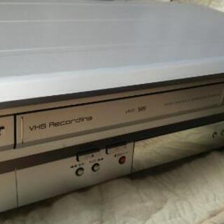 録再DVDデッキを2つセットでお譲り致しますの画像