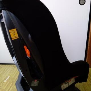 タカタ　ＴＡＫＡＴＡ　チャイルドシート　黒の画像