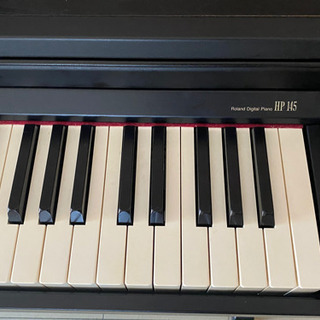 【購入者様決定！】【お届け無料有り】Roland HP145  ★88鍵盤★椅子付き★の画像