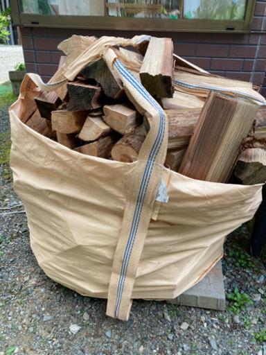 薪、スギ、ヒノキの混在袋詰めてんこ盛りはいかが？