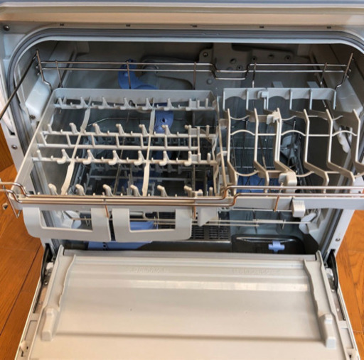 ★動作確認済み★Panasonic 電気食器洗い乾燥機★NP-TR6 パナソニック / パワー除菌／エコナビ/食洗機 （A855）AK