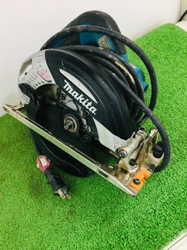 マキタ 5710C マルノコ【リライズ野田愛宕店】【店頭取引限定】【中古】管理番号：2400010102530