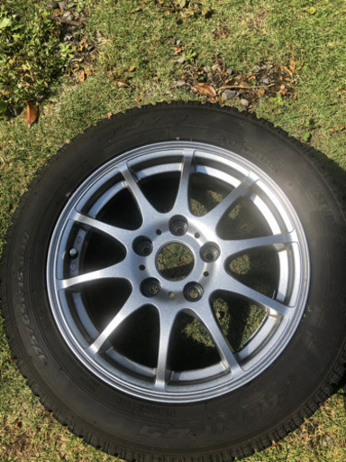 美品！　TOYO スタッドレス　クロススピードプレミアム 15インチ