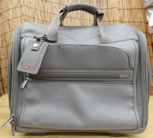 トゥミ アルファ ボーディングトート TUMI Alpha 22154S4 キャリーバッグ