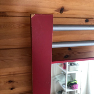 赤いミラー、使用感ありの画像