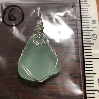ハンドメイド  シーグラス  ネックレストップ　の画像