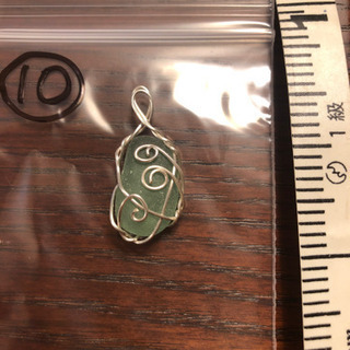 ハンドメイド  シーグラス ネックレストップ 