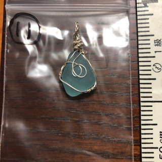 ハンドメイド  シーグラス ネックレストップ の画像