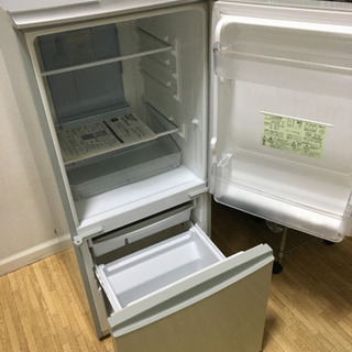 シャープ2ドア冷蔵庫2011年製の画像
