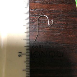 ハンドメイド　　シーグラス ピアス　　300円の画像