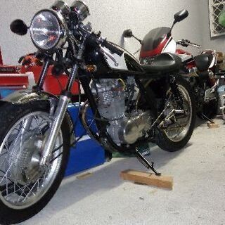SR400 カフェレーサー