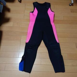 ダイビングスーツの画像
