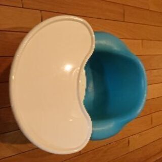 バンボ(テーブル付き)差し上げます。