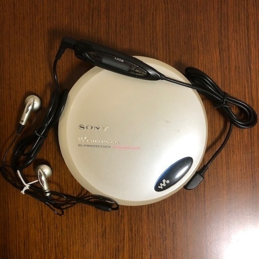 【取引終了】SONY CD WALKMAN CDプレーヤー ポータブル　ウォークマン