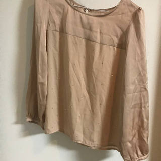 オフィスカジュアルシャツ
