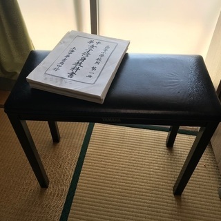 電子ピアノの画像