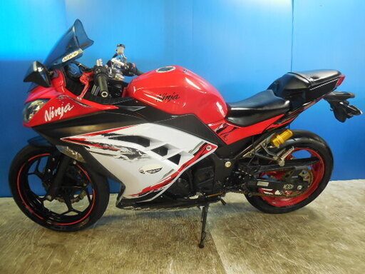 KAWASAKI ニンジャ250 赤/白 期間限定出品 激安配送キャンペーン 諸経費無し 消費者還元店 点検済み 自賠責加入で乗れます 横浜 都筑 宮前