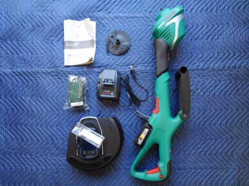 未使用　BOSCH　ボッシュ　ガーデンツール　18V　バッテリー草刈機　ART 26-18 LI　送料込！