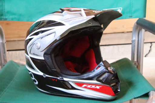 FOX  オフロード　ヘルメット