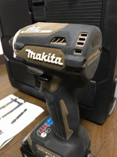マキタ　インパクトドライバ　TD171 ソケット　ビットセット！