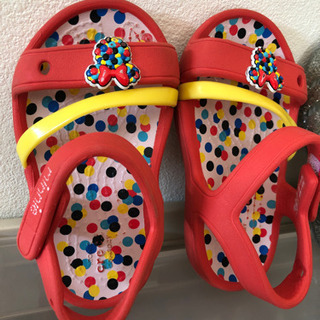 美品♥クロックスcrocs女の子2足セットの画像