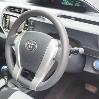 人気車　アクア😍