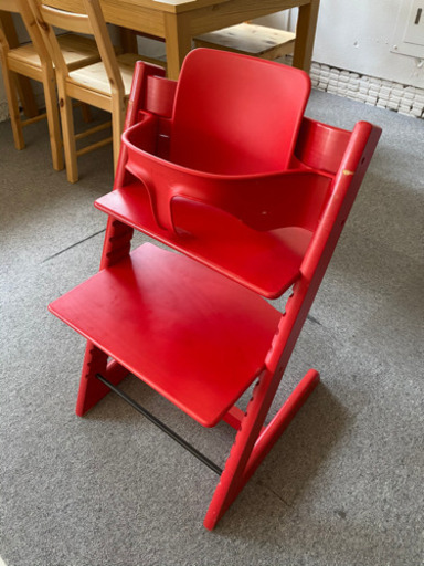 中古　STOKKE ストッケ　赤