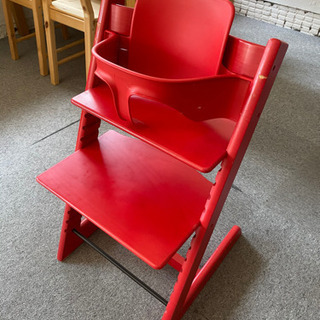 中古　STOKKE ストッケ　赤