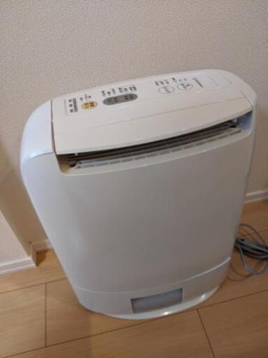 除湿機　Panasonic　2014年製