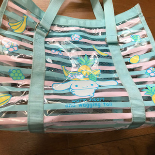 プールバック　シナモンロールの画像