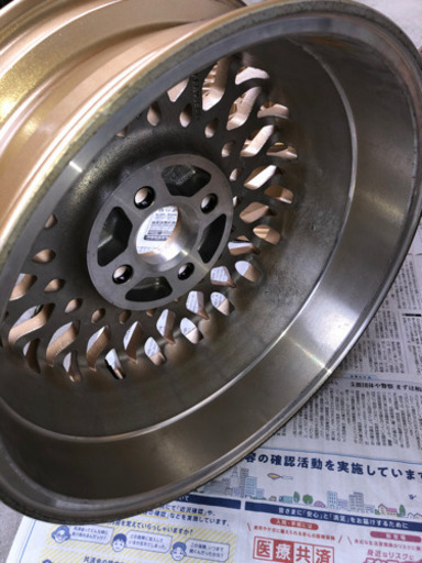メッシュホイール　15インチ