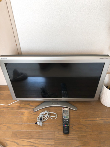 SHARP 32型 テレビ