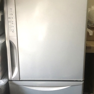 HItachi 冷蔵庫　R-K320FV  315 L   2015年製　色　グレー系