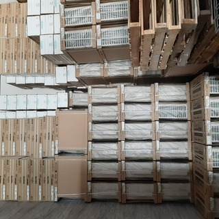 【電気屋さん、取付業者様限定】エアコン各種　大量購入で大幅割引の画像